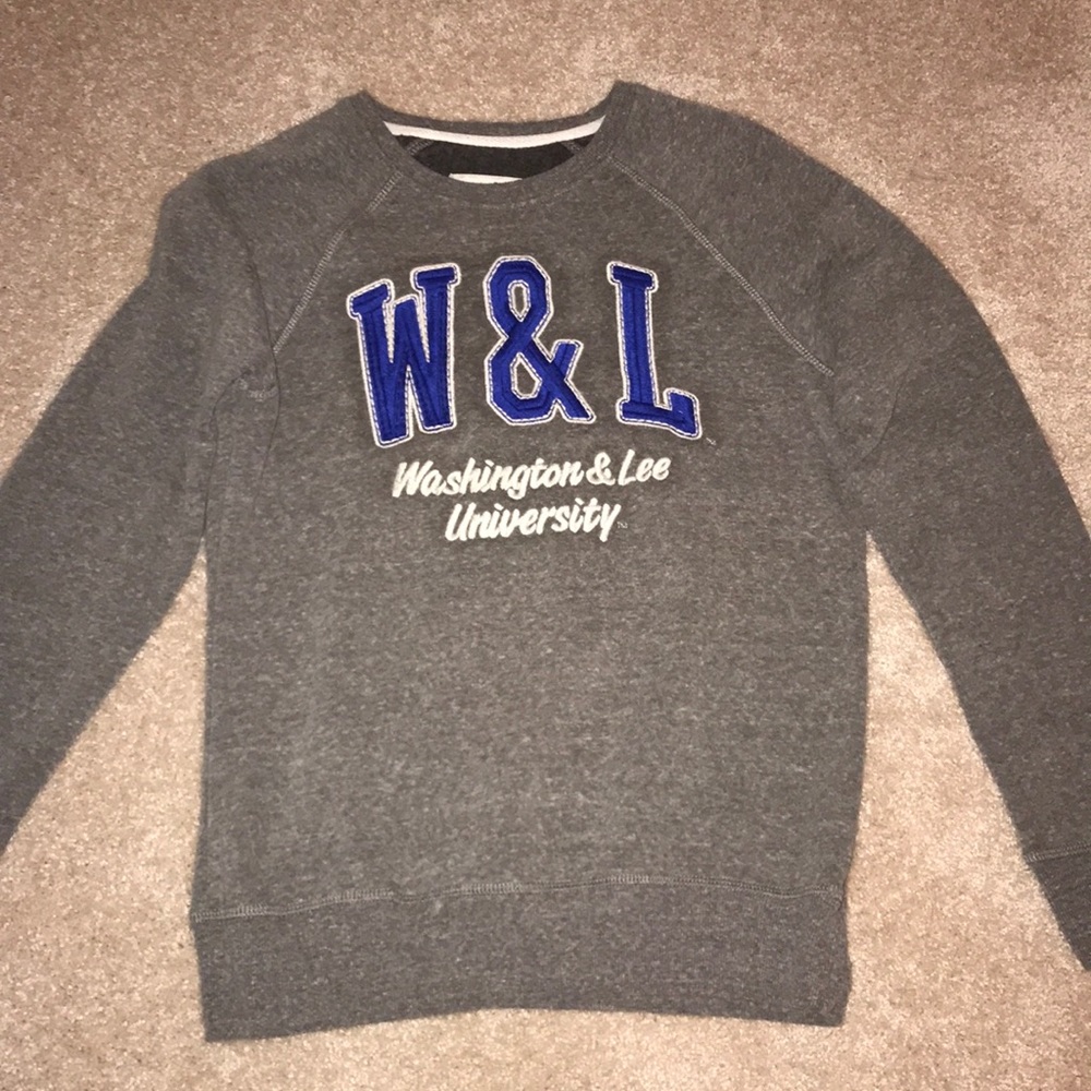Washington and Lee University grey crew neck
